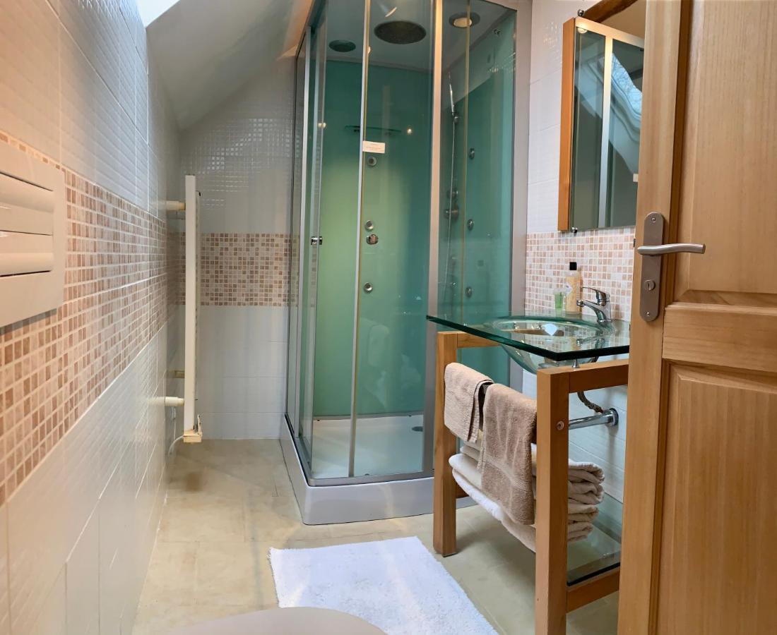 Apartament Le Glycine A Manoir Sainte Cecile Juvigny-Val-d'Andaine Zewnętrze zdjęcie
