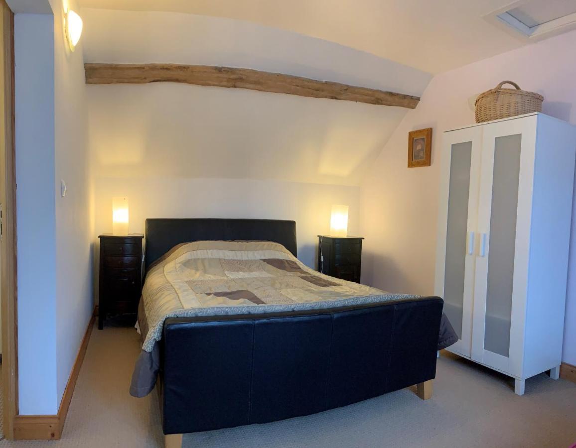 Apartament Le Glycine A Manoir Sainte Cecile Juvigny-Val-d'Andaine Zewnętrze zdjęcie
