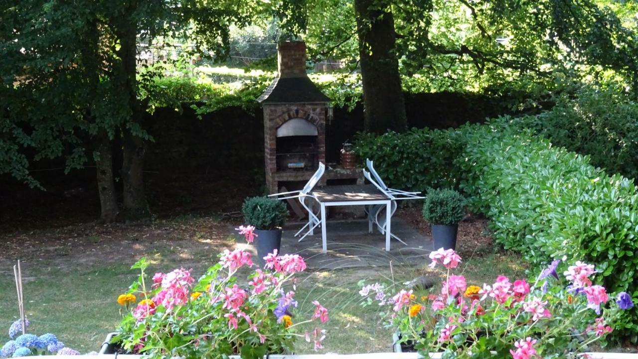 Apartament Le Glycine A Manoir Sainte Cecile Juvigny-Val-d'Andaine Zewnętrze zdjęcie